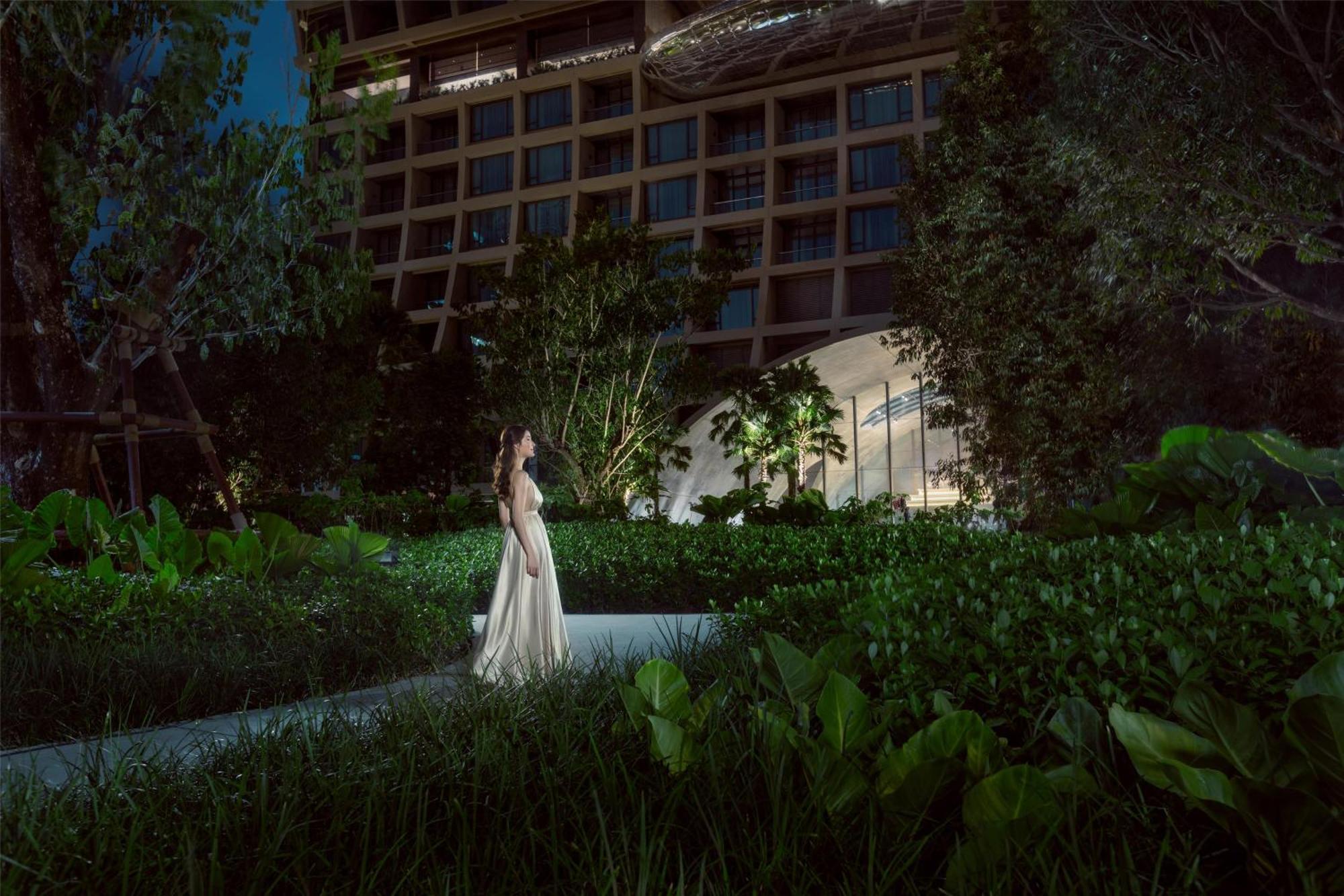 Sindhorn Kempinski Hotel Bangkok Exterior photo