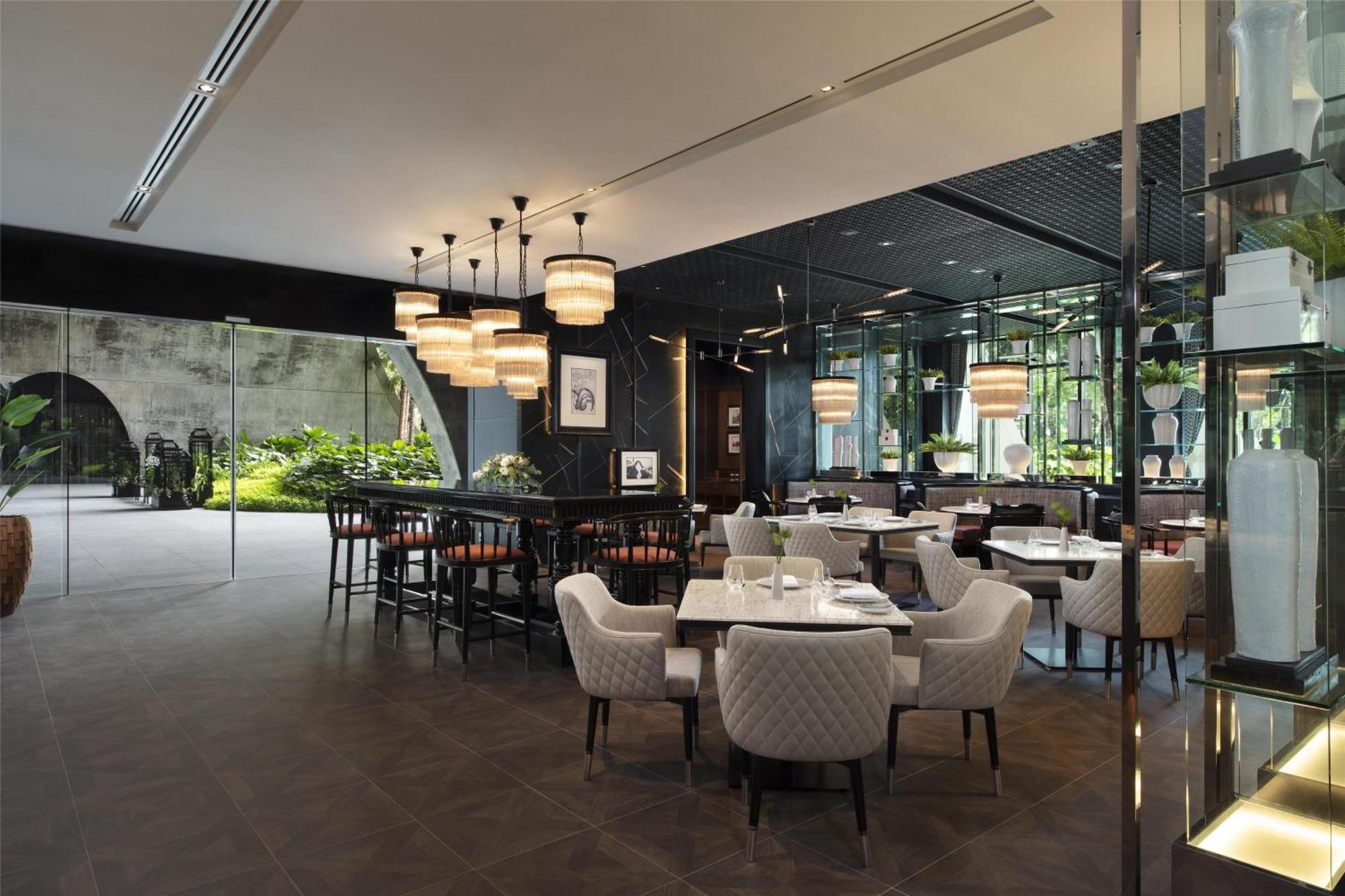 Sindhorn Kempinski Hotel Bangkok Exterior photo